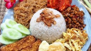 Menguak Rahasia Rasa Nasi Uduk Yang Bikin Ketagihan Sebuah Perjalanan Kuliner Penuh Aroma Dan Kelezatan